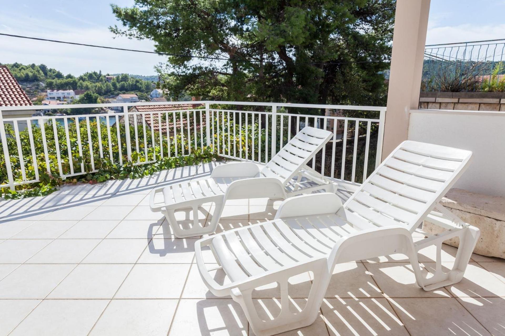 Apartment Dado - Terrace With Sea View Lumbarda Luaran gambar